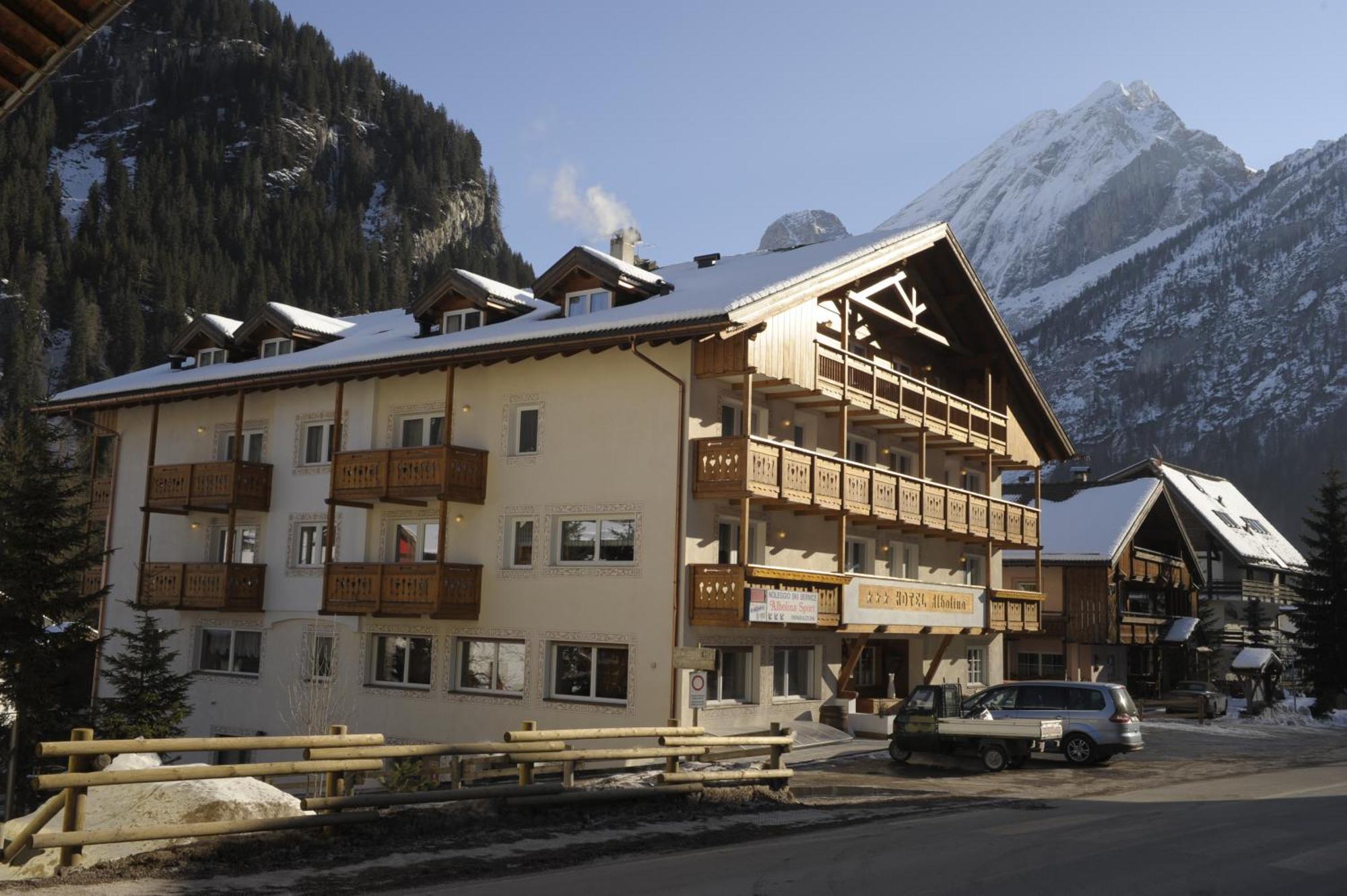 Alpstyle Hotel Albolina Wellness & Beauty Canazei Eksteriør billede